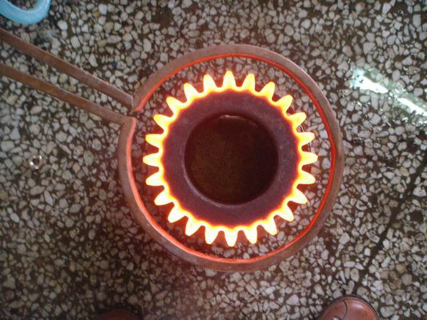 Indução que extingue a máquina, engrenagem que extingue, extinguir da indução