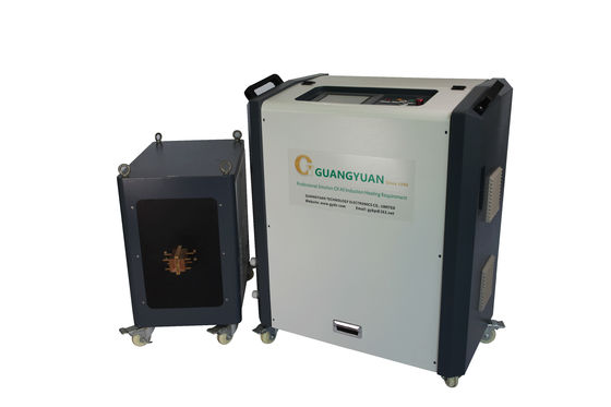 Máquina de amortecimento por indução com sistema de refrigeração por água